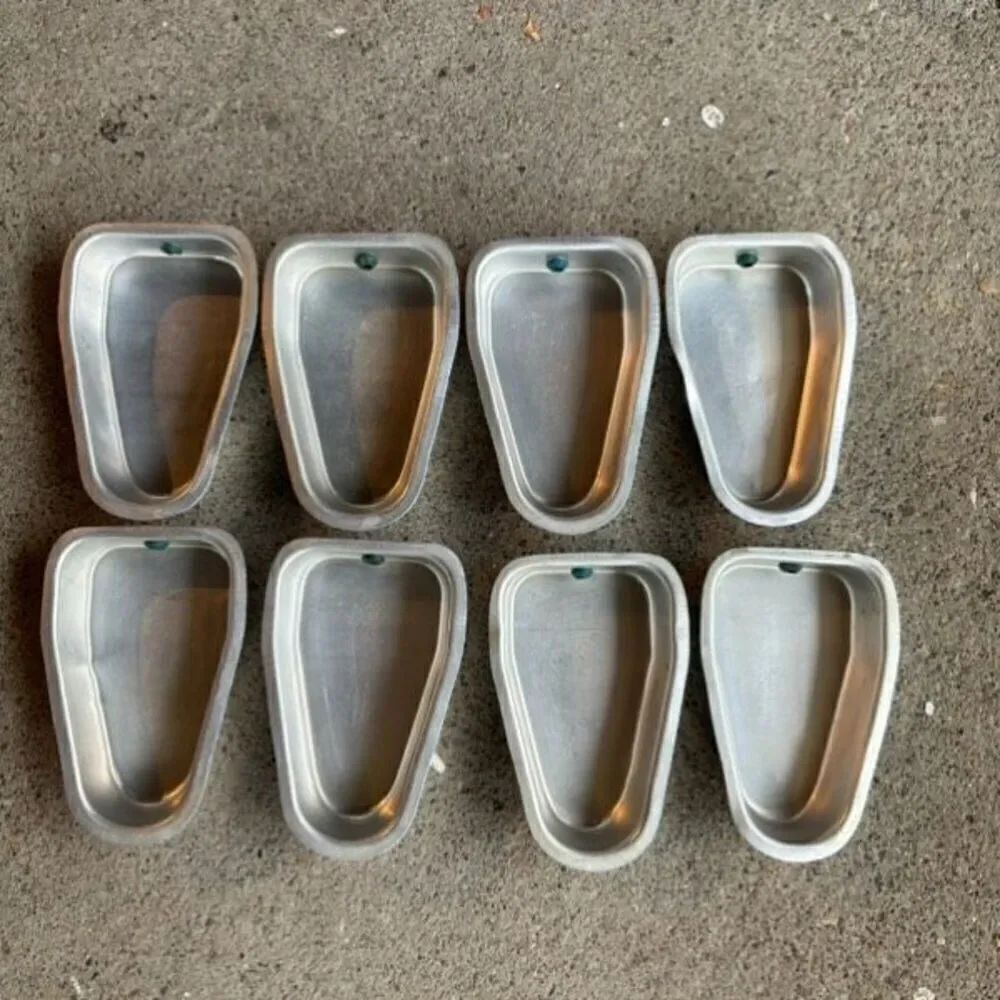 8 Vintage Aldon Aluminum Ice Treat Molds USA
